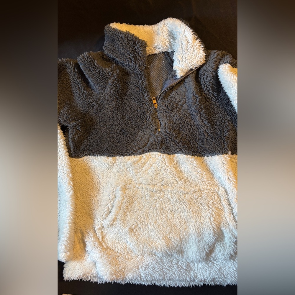 Women’s size, small teddy bear pullover jacket pit to pit 18 inches